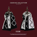 Diamond pattern scarf black
