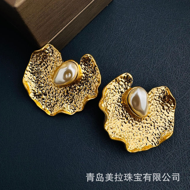 Oscar European and American Marine Style Exaggerated Stylish Asymmetrical Metal Shell Earrings Women's Fashion Stylish Elegant Earrings