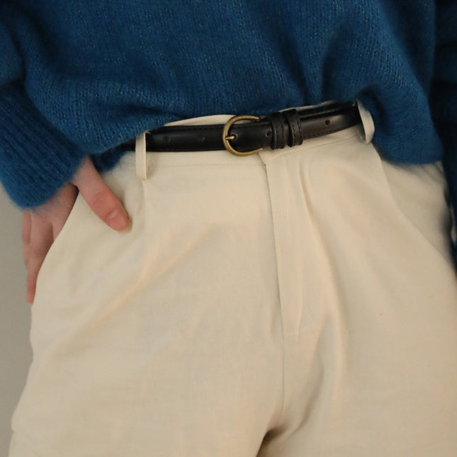New Women's Leather Belt for Jeans, Versatile Summer Thin Vintage Decorative Black Narrow Belt