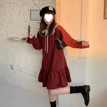 2026 Autumn Korean-Style Girl Group Dress with a Stylish Square Neckline, Waist-Cinching Design, Slimming Effect, Flared Sleeves, and Puffy Gown Dress