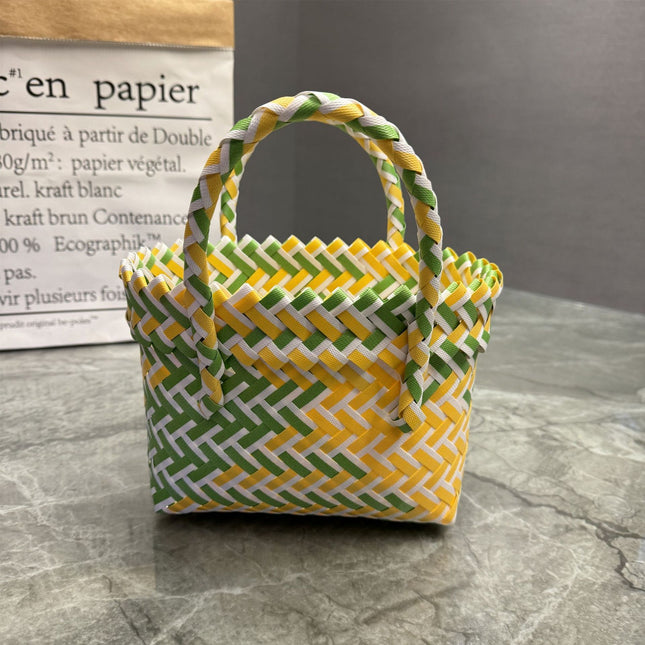Plastic Woven Bow Bag / Sac Tressé Nœud Plastique