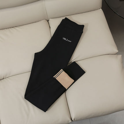 Winter New Soft Letter Embroidered Nine-Point Pants for Women to Wear Raccoon Lamb Velvet Thickeneded Velvet Leggings for Small Feet