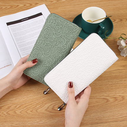 [Event Promotion] New Trendy Embossed Single Pull Women's Wallet Clutch Zipper Multi-Card Slot Women's Bag Ready in Stock