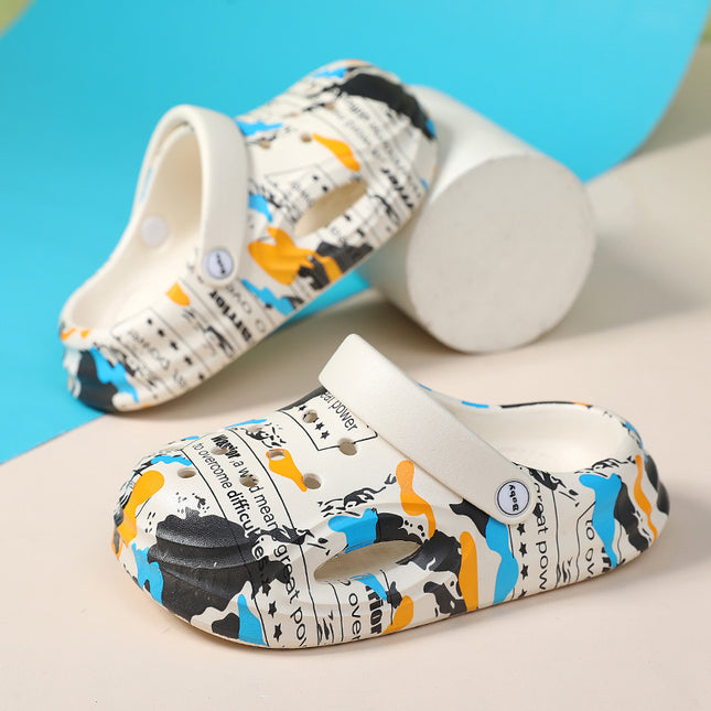 Boys Slippers Hole Shoes 2024 New Summer Children's Non-Slip Deodorant Sandals Soft Sole Outer Wear Boys Beach Shoes
