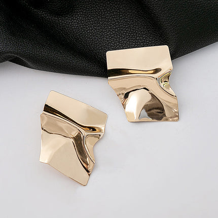 European and American Style Simple Elegant Metal Wind Ring Earrings Retro Exaggerated Irregular Electroplating High-grade Earrings for Women