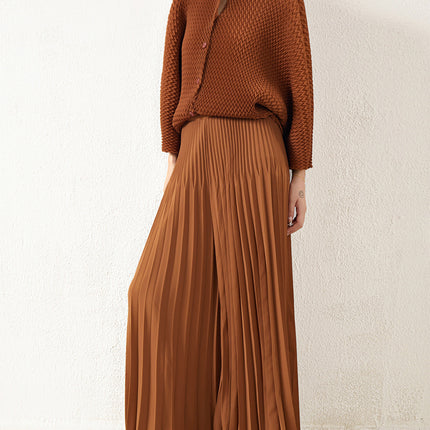 Miyake Fashion suit Women's Autumn Niche Design Sense V-shaped Pleated Batwing Shirt Top Pleated Large Pant Skirt Two-piece Set
