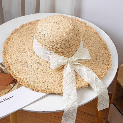 [Great Value] French Style Socialite Flat Top Hat 2025 New Summer Elegant Pearl String Sunshade Woven Straw Hat