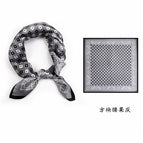 Square cashew gray / 53CM