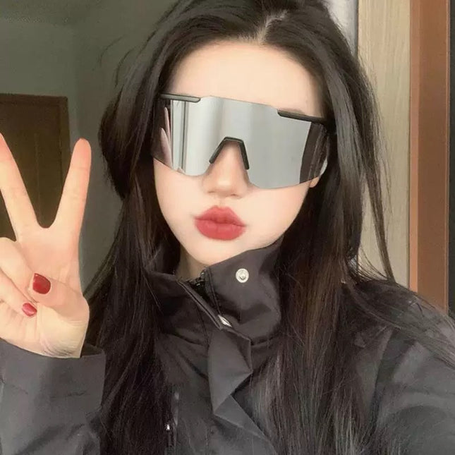 Personalized Reflective Outdoor Cycling Glasses Road Cycling Sports Night Cycling Sunglasses Women's Trendy Large Frame Windproof Goggles