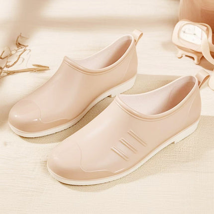 Mom's Rain Boots Women's Shallow Mouth New Fashion Lightweight Rain Boots Outer Wear Non-Slip Adult Work Kitchen Car Wash Glue Shoes