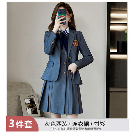 Kindergarten teacher garden clothes interview clothing dress suit group kindergarten teacher fashion temperament early education overalls women
