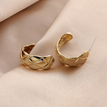 Mosquito-repellent incense plate ear clip no ear hole cold wind earrings earrings simple temperament French check earrings earrings female wholesale