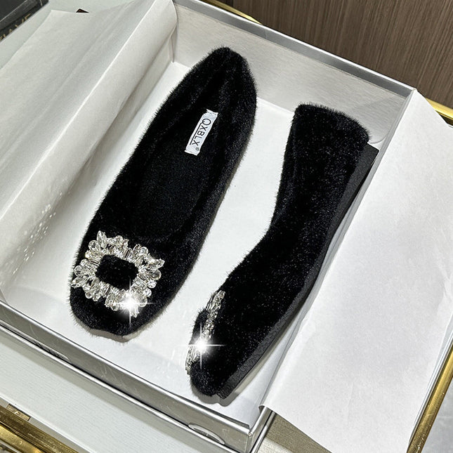 2025 New Warm Mom Shoes, Furry Shoes for Women, Winter Outer Wear, Velvet Bean Shoes, Slip-On Lazy Shoes for Women