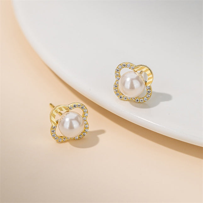 Four-Leaf Clover Earrings, Imitation Pearl Studs for Women, 925 Sterling Silver Earrings, New Popular Style, High-End Ear Cartilage Studs