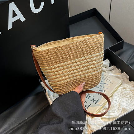 Summer Popular Bags for Women 2025 New Fashion Casual Crossbody Straw Bag Versatile Small Fresh Woven Bucket Bag