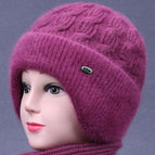 Red camel (separate hat)