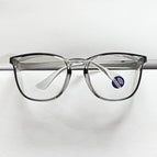 Gray white flat (one-piece lens)