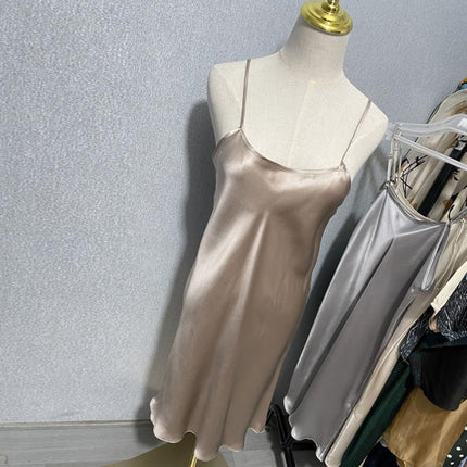 Special Cabinet Style Silk Slip Skirt Pure Mulberry Silk Nightgown Simple Exquisite Petticoat Mid-length Women's dress Solid Color