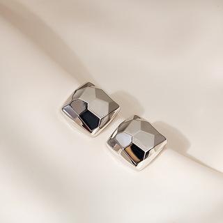 European and American Style Simple Elegant Metal Wind Ring Earrings Retro Exaggerated Irregular Electroplating High-grade Earrings for Women