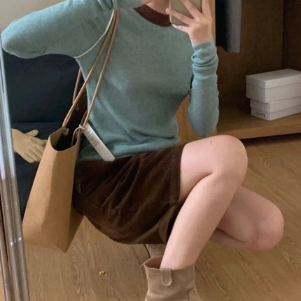 Highly Recommended Green Pullover Knit Sweater for Women in Autumn, Color-Blocking Slim-Fit Sweater for Layering and Commuting