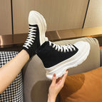 High-top black [collect and purchase to receive cleaning] / 34