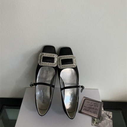 Spring 2025 New Style Style Style Red Mary Jane Shoes French Flat Rhinestone Single Shoes Fairy Shoes