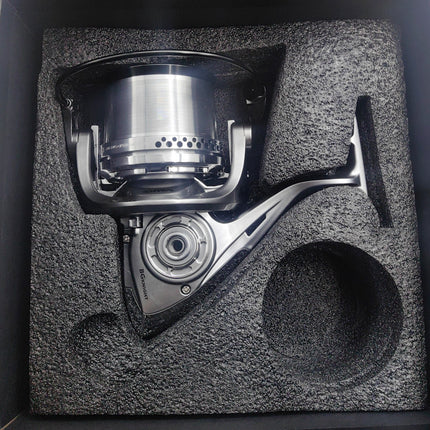 Diva/DIWA White Bone Knight 801 Beach Fishing Wheel Cast Wheel Coast Fishing Wheel 35 Line Cup Universal Fregan