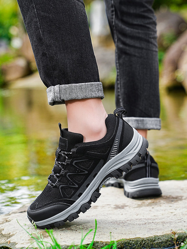 Summer Men's Shoes Breathable Mesh Outdoor Casual Low-top Hiking Mountaineering Sneakers Non-slip Wear-resistant Mesh Shoes Men's Spring