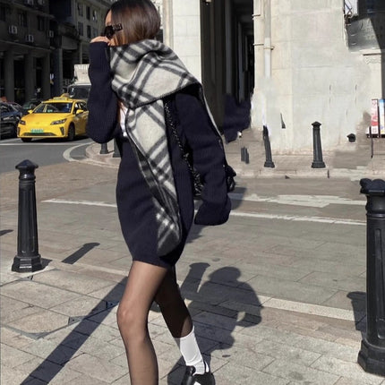 Korean Style Fashionable Pink Plaid Imitation Cashmere Scarf for Women Autumn and Winter 2025 New Style Warm Elegant Versatile Scarf Trend