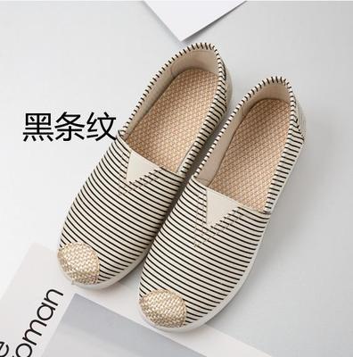 Spring and Summer New Women's Shoes Old Beijing Cloth Shoes Single-layer Shoes Middle-aged and Elderly Casual Internet Celebrated Canvas Shoes Non-slip Soft-soled Fisherman Shoes