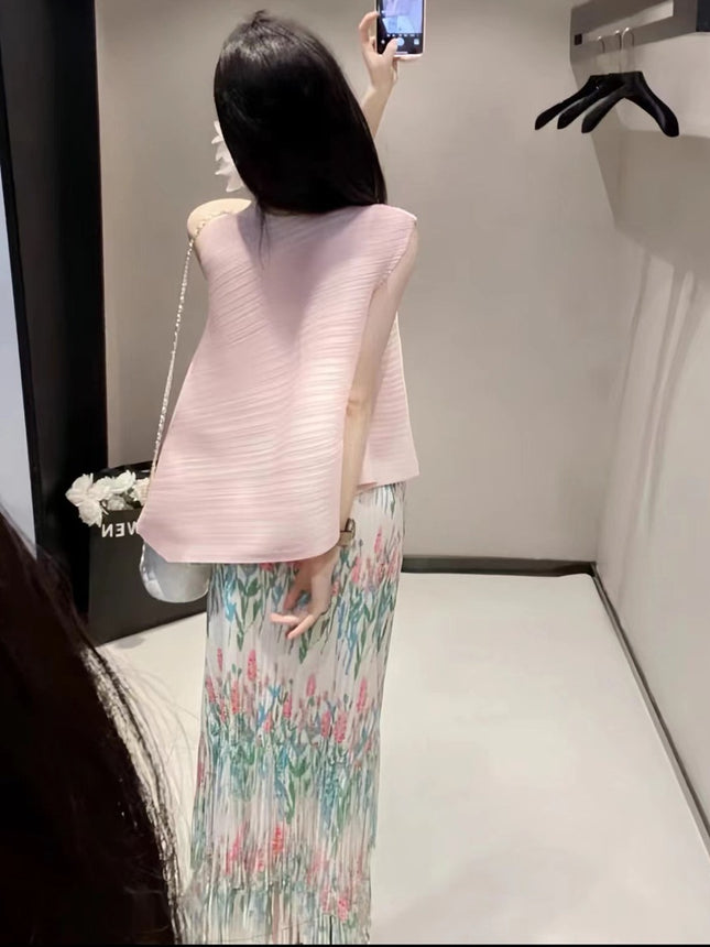 Fashionable Age-Reducing Two-Piece Set for Women, Miyake Sleeveless Top, Pleated Tassel Skirt Suit, Women's Matching Set