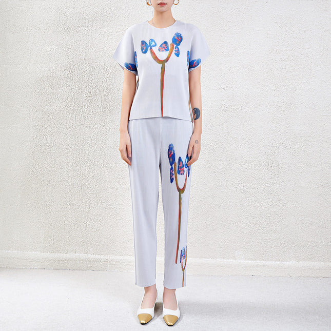 Fashion Pleated Suit for Women, Summer New Style, Age-Reducing Round Neck Top, Nine-Point Pants, High-End Casual Two-Piece Set