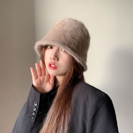 Autumn and Winter Fur Bucket Cap Women's Ear Protection Warm Cycling Lei Feng Cap Japanese Big Head Wai Face Small Mongolian Cap