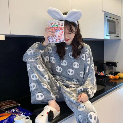 2024 New Autumn and Winter Coral Velvet Cartoon Stripesd Women's Pajamas Thickeneded and Wearable Home Wear Set