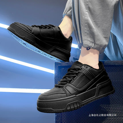 Black Warrior Men's Shoes 2025 New Autumn Casual Sneakers for Kitchen Work Thick-Soled Sports Chef Loafers for Summer