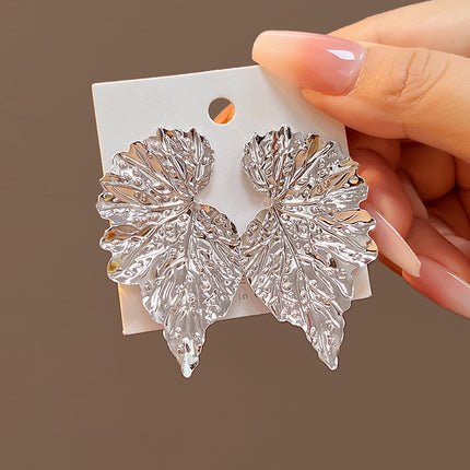 European and American Style Simple Elegant Metal Wind Ring Earrings Retro Exaggerated Irregular Electroplating High-grade Earrings for Women