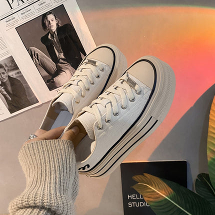 Genuine Leather White Sneakers for Women, Spring 2026, Versatile Internet Celebrity Hot Style, Sports Casual Thick-Soled Height-Increasing Sneakers, Breathable and Comfortable