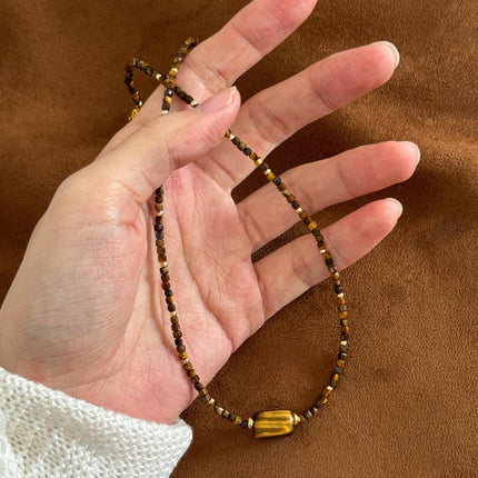 Retro Maillard tiger eye stone beaded necklace women do not fade high sense stacked clavicle chain niche pendant wholesale