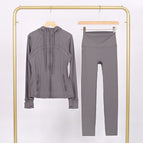 Light gray hooded steel-printed jacket and nine-point pants suit / 2/S