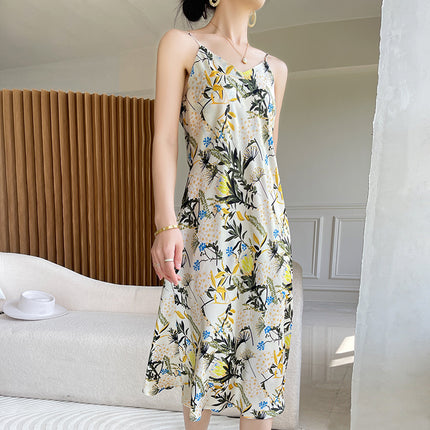 Summer New Acetate Satin Spaghetti Strap Dress for Women, Printed Plus-Size Elegant V-Neck Long Dress, Stylish Versatile Base Dress