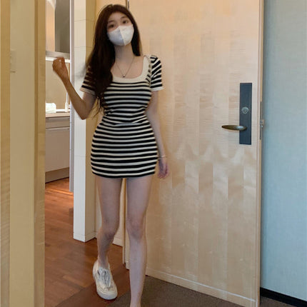 Small Knitted Hong Kong Style Striped Square Neck Dress Women's Summer 2023 New Slim-Fit Slimming Skirt Bag Arm Skirt