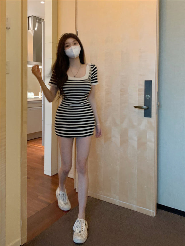 Small Knitted Hong Kong Style Striped Square Neck Dress Women's Summer 2023 New Slim-Fit Slimming Skirt Bag Arm Skirt