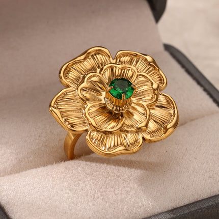 Europe and the United States cross-border exquisite inlaid green zircon flower ring ladies 2025 new high-grade retro ring wholesale