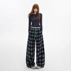 Black and gray [trousers] / XS