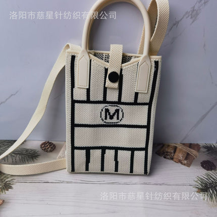 Girl's Heart-Shaped Knitted Crossbody Bag
