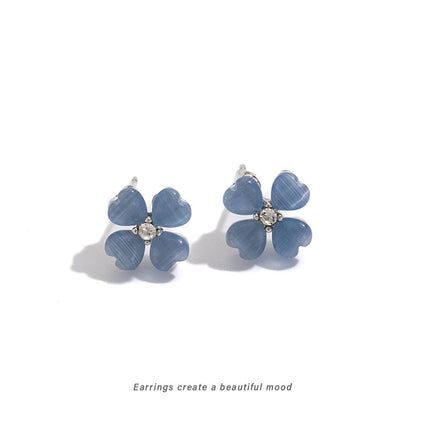 Lucky Blue Four-Leaf Clover Earrings for Women, Exquisite and Compact, Versatile for Daily Use, New Popular Mosquito Coil Disc Ear Clips Without Pierced Ears
