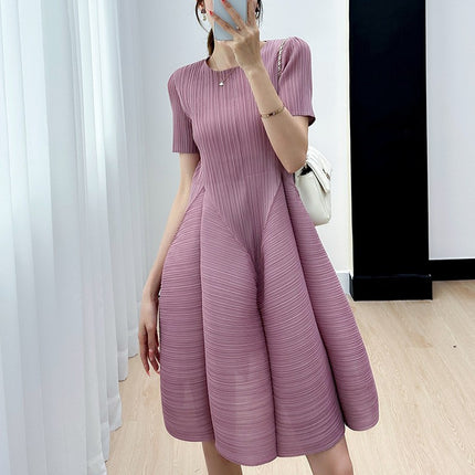 Miyake Elegant, Gentle, Elegant, Comfortable, Simple, Slim Waist Dress for Women 2023 Summer New Casual Pleats