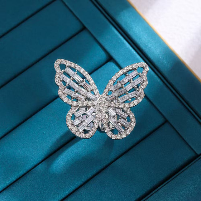 Korean-Style Butterfly Ring for Women, Elegant Butterfly Design, French Light Luxury Three-Dimensional Butterfly Ring, Trendy Beauty, Direct Sales from Manufacturer, Wholesale