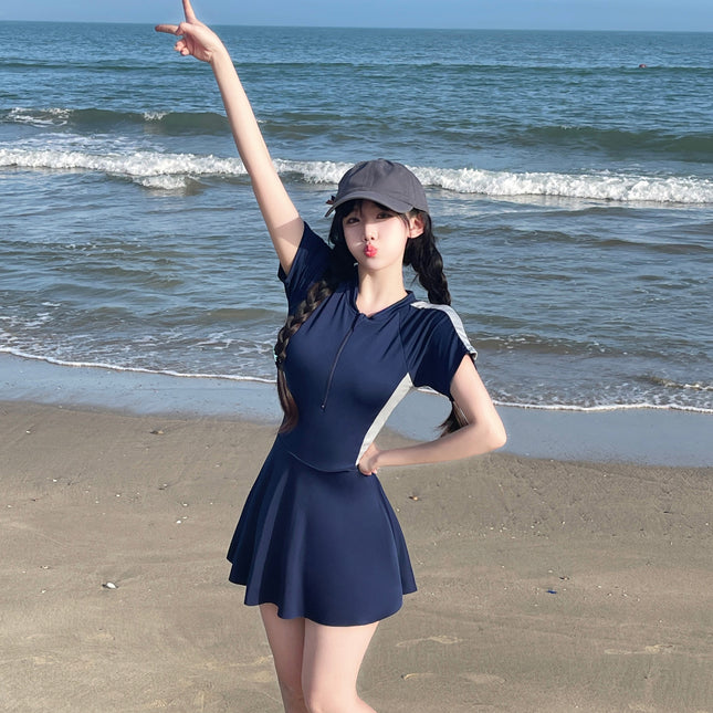 One-Piece Girls' Swimsuit 2026 New Summer Conservative Slimming Cover-Up Pure Desire Internet Celebrity Style Student Class Hot Spring Bathing