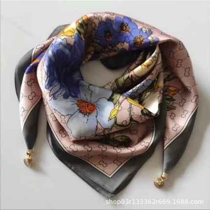 2024 New Magnetic Buckle Silks and Satins Square Scarf Women's Spring and Autum Scarf High-end Decorative Triangle Scarf Neck Protector